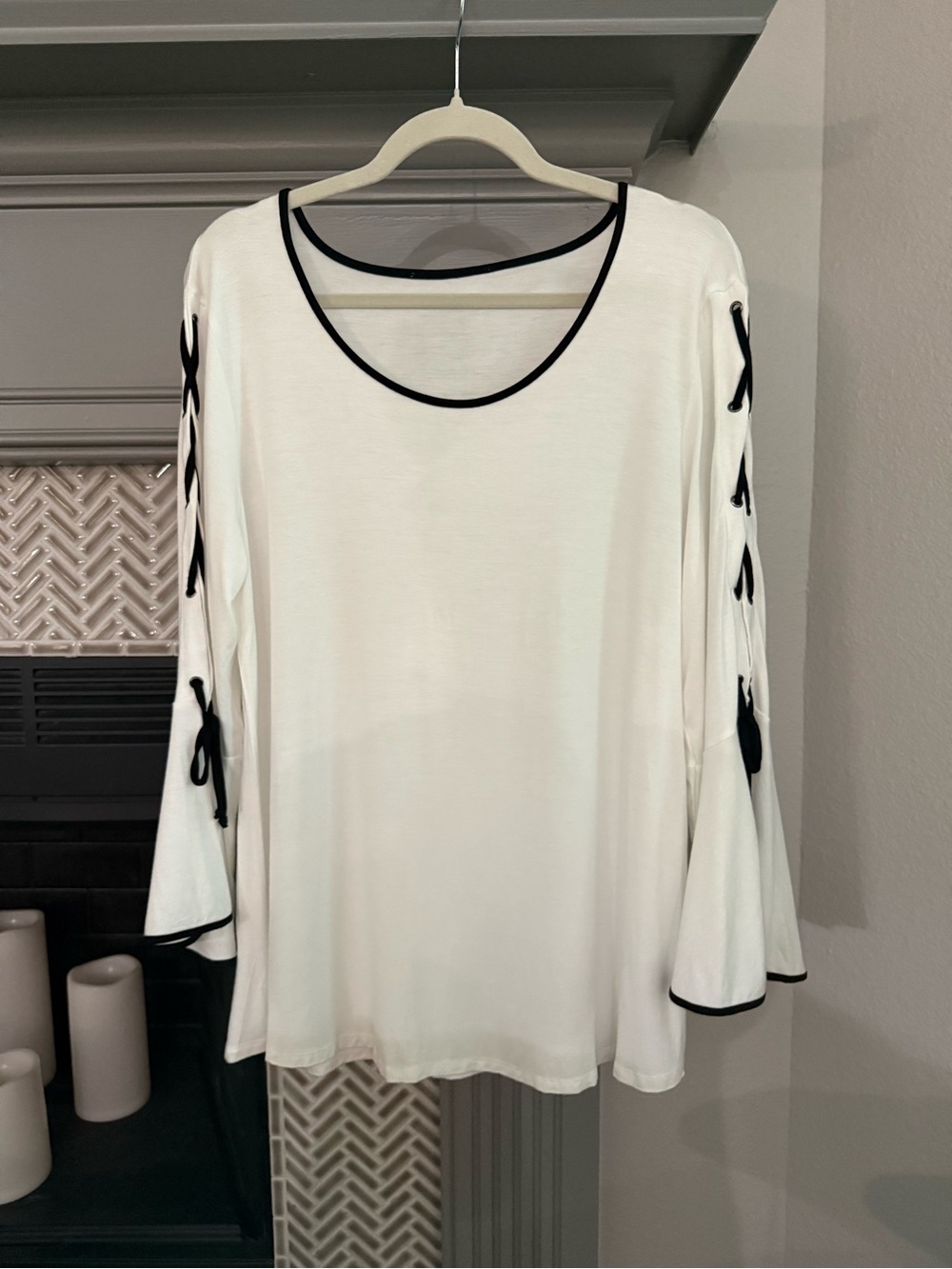 Women’s Cream Long-Sleeve Top with Black Trim and Lace-Up Sleeves
